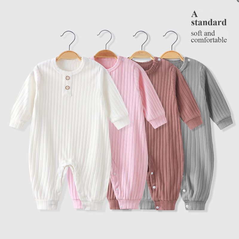 Newborn jumpsuit with A logo v - Baby Clothing Logo のレビューと価格