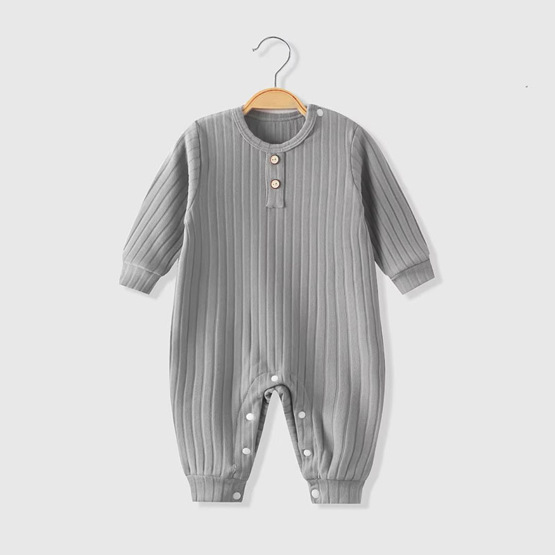 Newborn jumpsuit with A logo v - Baby Clothing Logo のレビューと価格